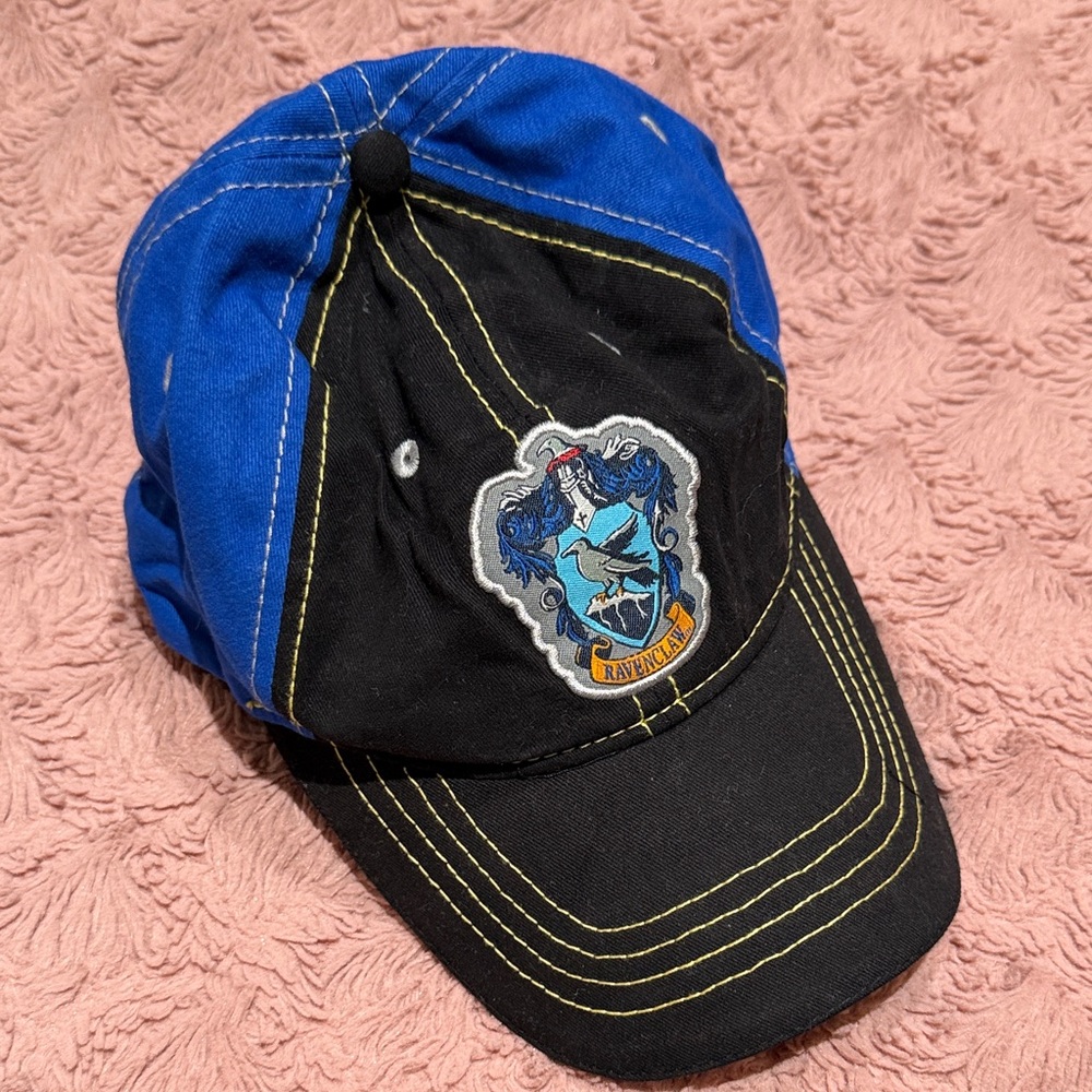 Blue and Black Ravenclaw Cap with Crest